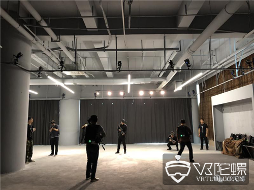瑞立视欲联合行业伙伴打造VR大空间标准，并公布大空间VR加速器及开发者计划 