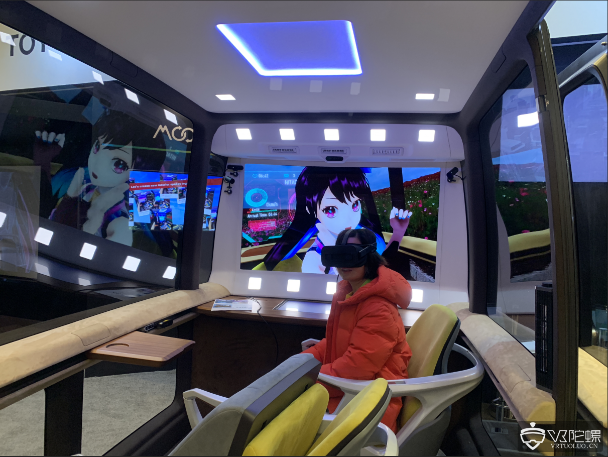 【CES2019】日本丰田汽车使用VR演示未来无人车中的娱乐生活
