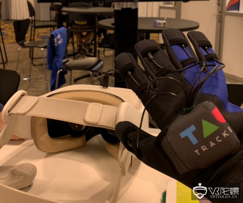 【CES2019】TAU Tracker展示惯性动捕手套，搭配Vive Focus使用