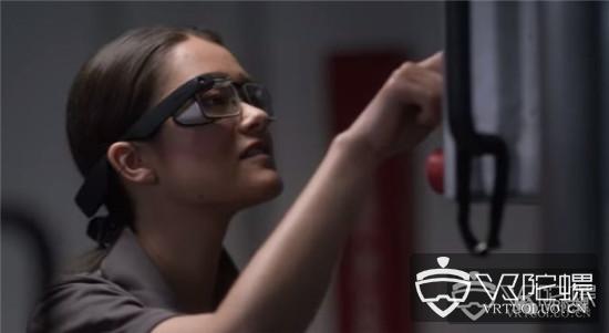 谷歌发布2代企业版Google Glass，售价999美元；AR手游《一起来捉妖》4月份流水超3亿元