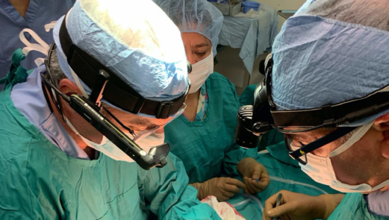AR智能眼镜供应商Vuzix与外科培训组织Ohana One合作，为多国提供远程手术援助