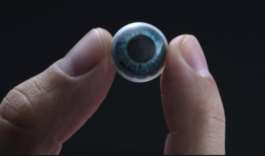 郭明錤：苹果或在 2030 年推出 AR 隐形眼镜