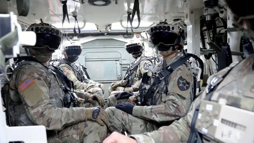 微软HoloLens头显在美国军队中使用反馈不佳