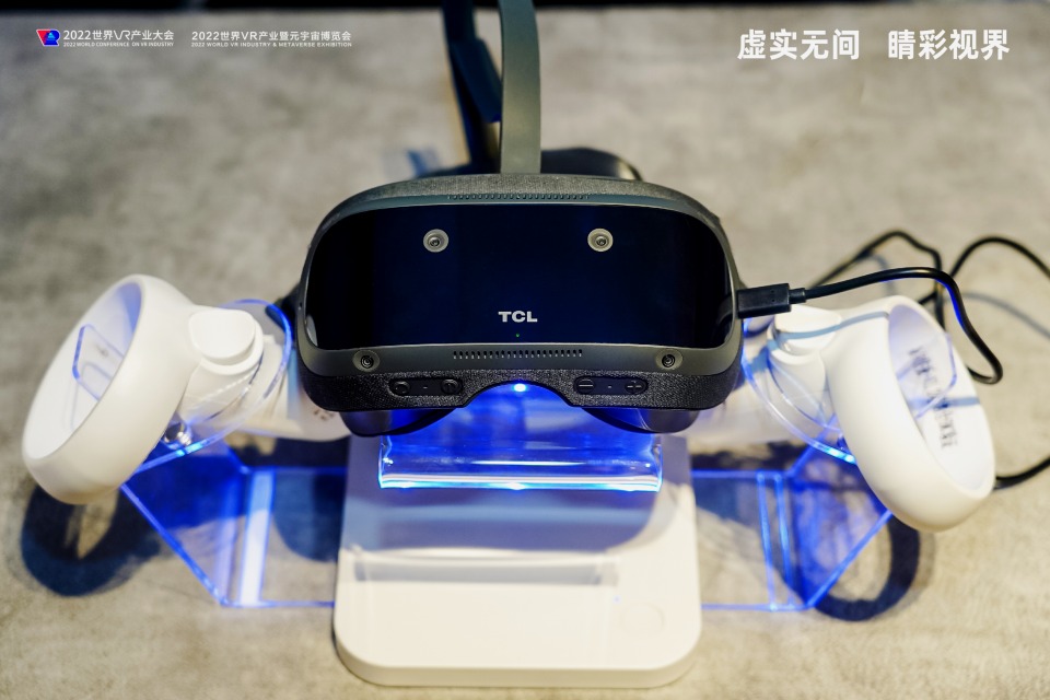 王炸！TCL首款VR新品亮相南昌，显示效果绝佳，支持双目VST
