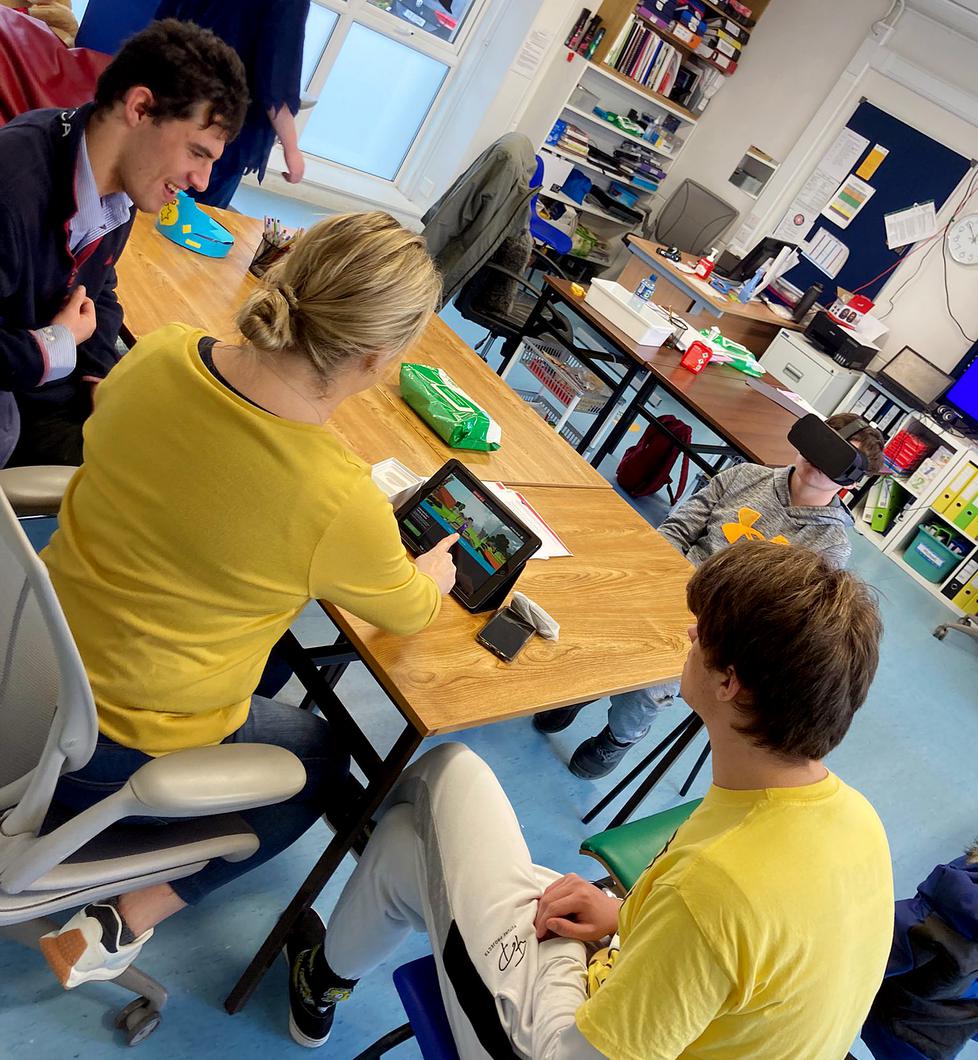 都柏林学校Setanta采用VR课程训练自闭症学生
