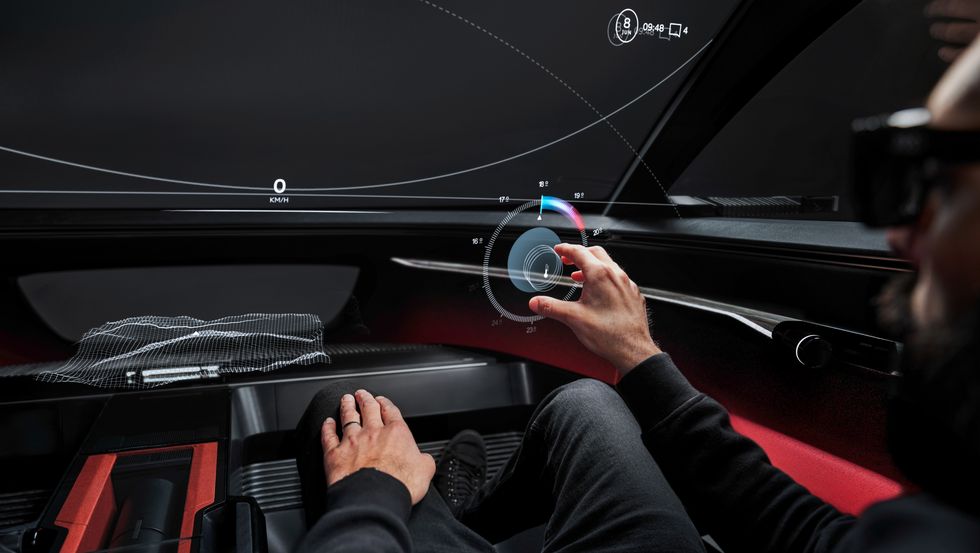 奥迪推出新概念车Activesphere，可通过AR技术进行车辆控制