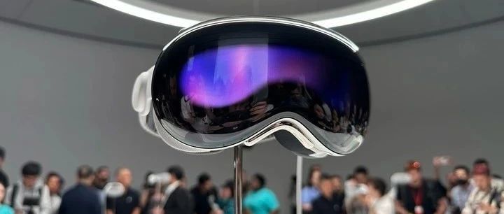 今天，VR/AR朋友圈集体晒“Apple Vision Pro”战果！