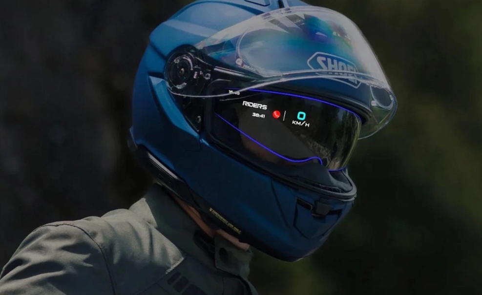 售价1199美元，Shoei宣布推出全球首款AR头盔GT-Air 3 Smart