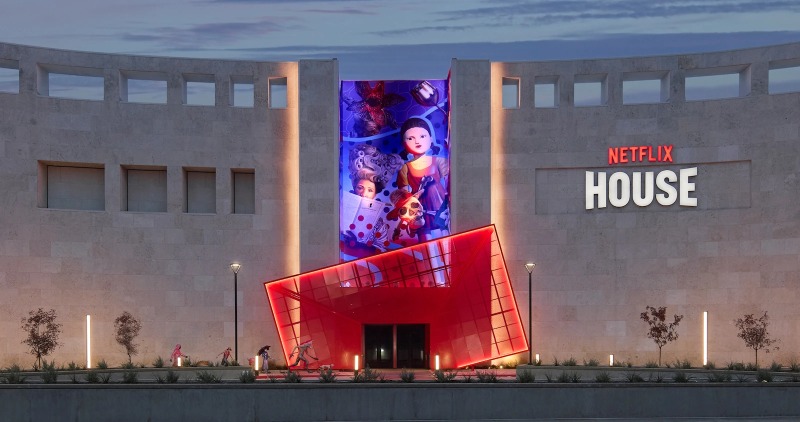小试牛刀，Netflix House隐示的线下体验大生意