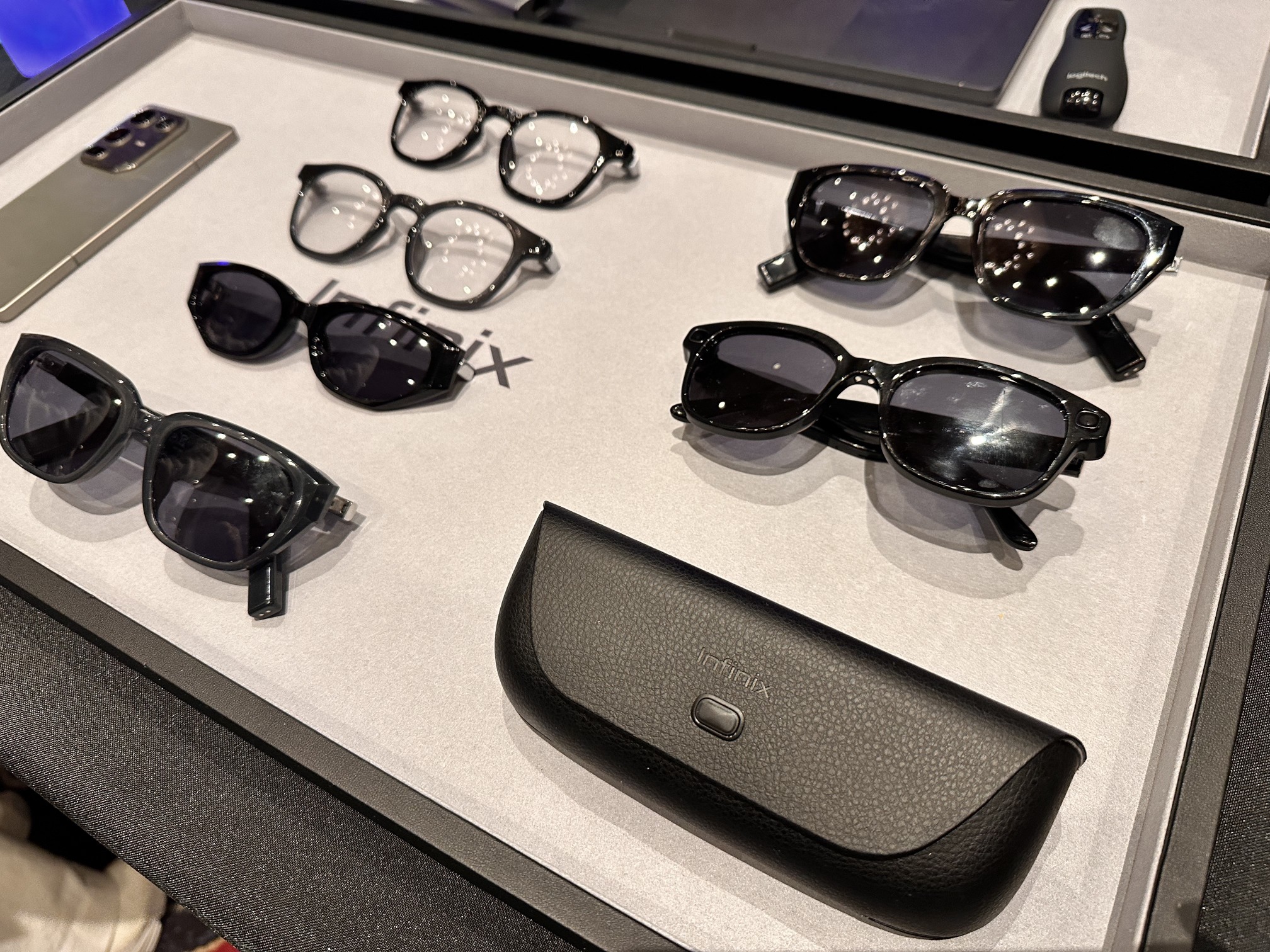 【CES2026】传音旗下品牌展示两款AI眼镜，最快本月上市