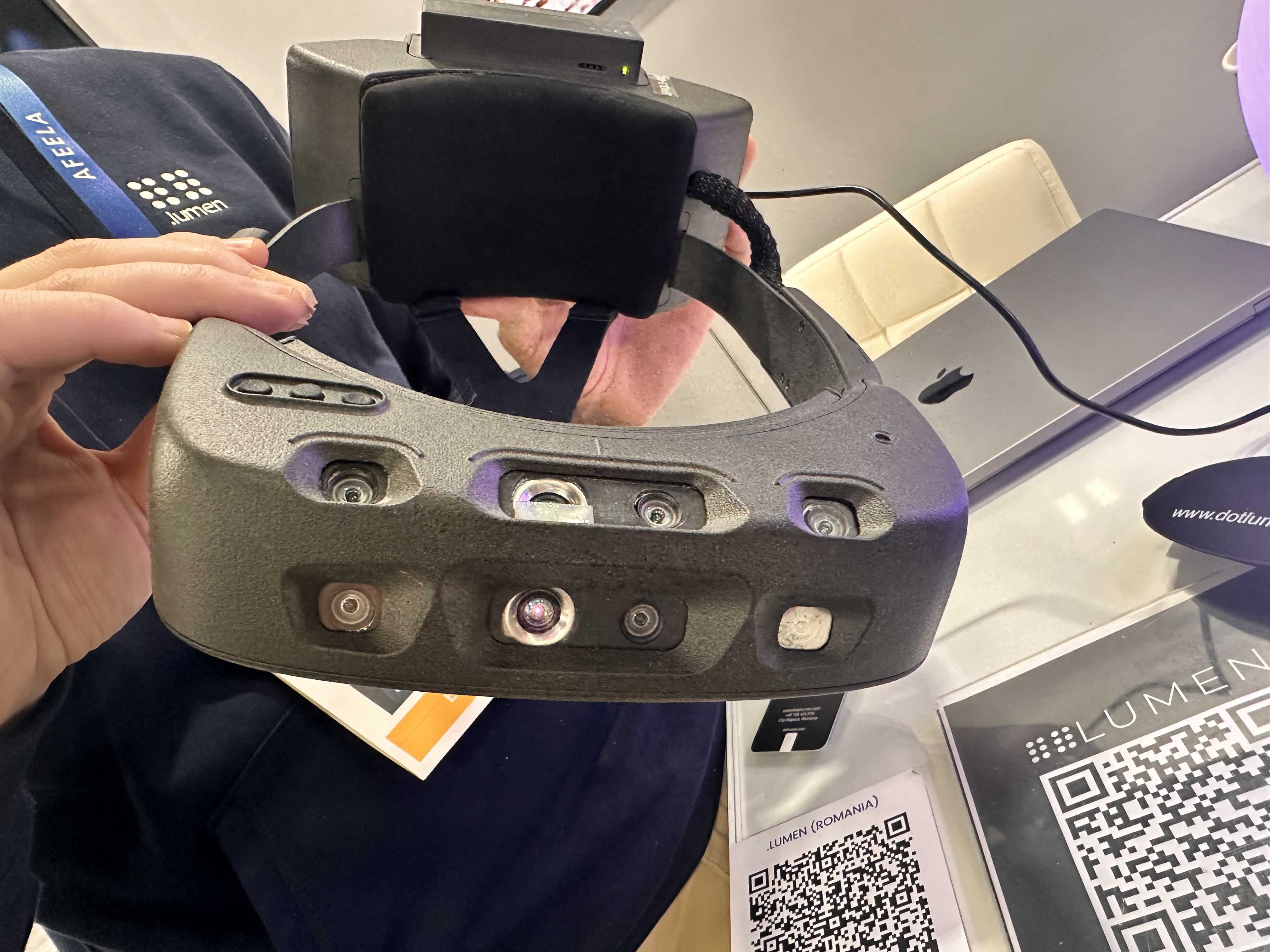 【CES 2026】罗马尼亚公司.lumen推出盲人导航智能眼镜